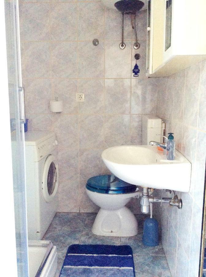 Appartamento Studio Apartman Klara Fiume Esterno foto