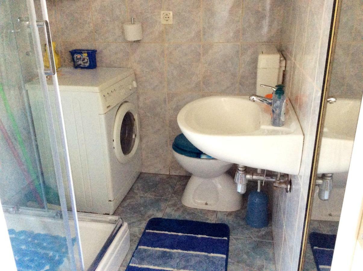 Appartamento Studio Apartman Klara Fiume Esterno foto